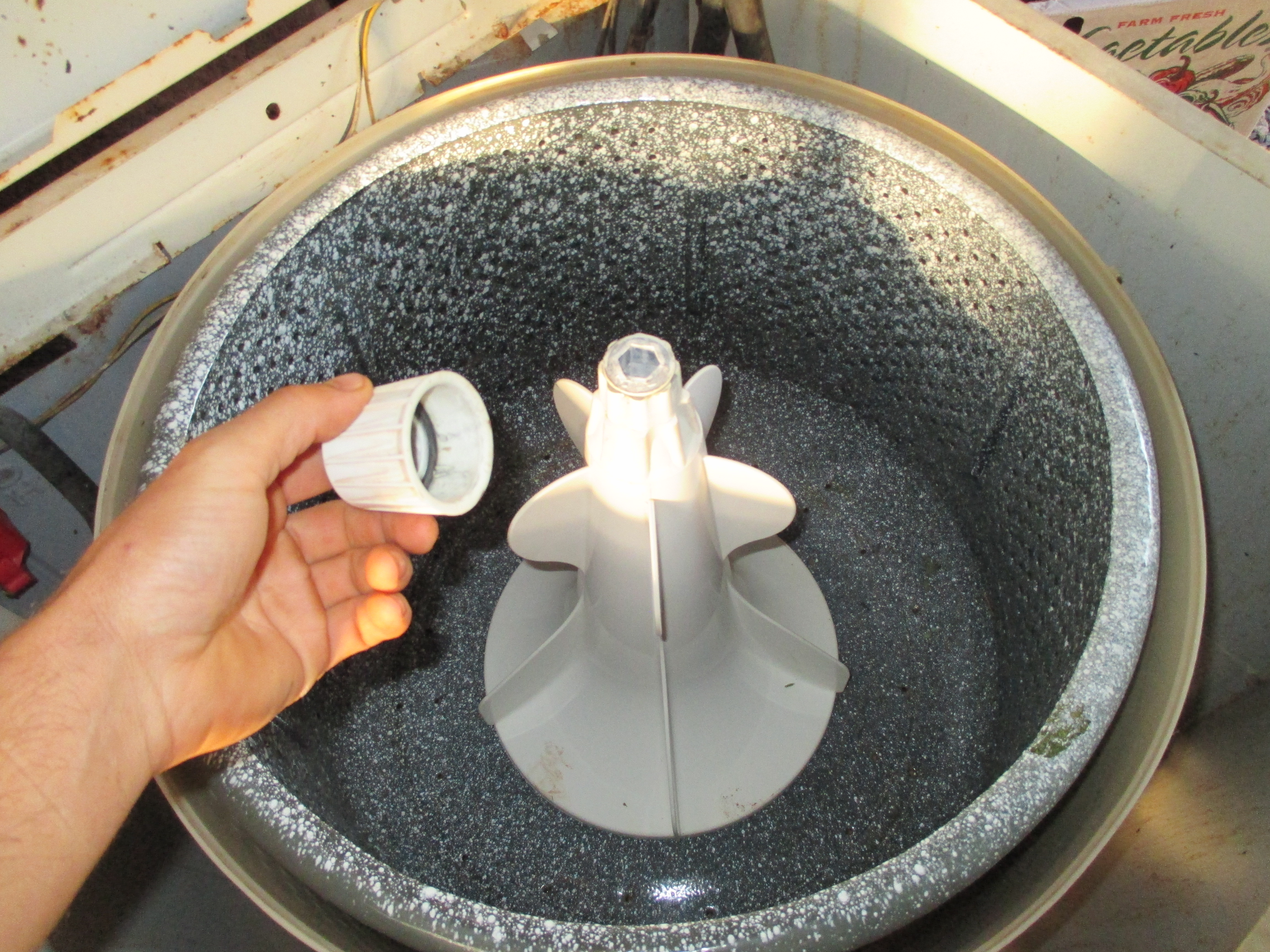 SALAD SPINNER Farm Hack